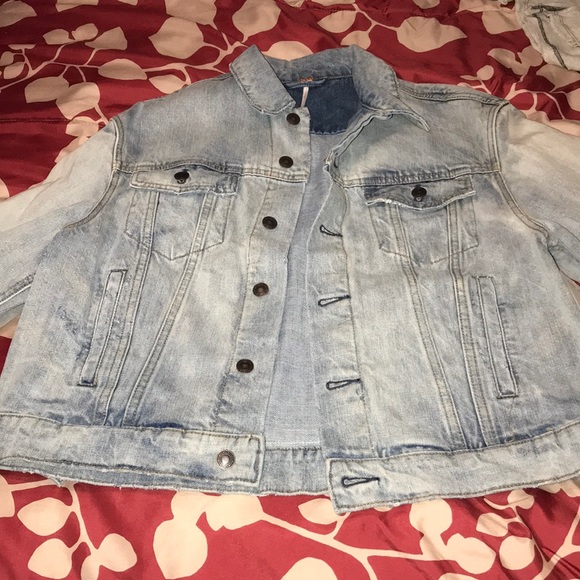 🆕✨FREE PEOPLE paisley denim jacket - Picture 3 of 5